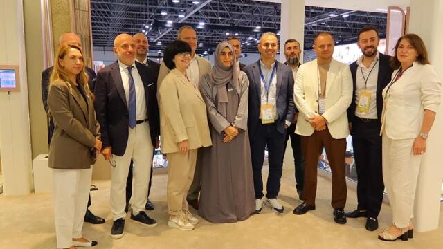 Dubai and Russian tour operators talk at ATM