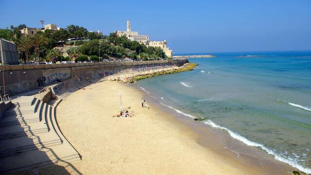 Vaccinated Russian tourists will be able to visit Cyprus without a PCR test