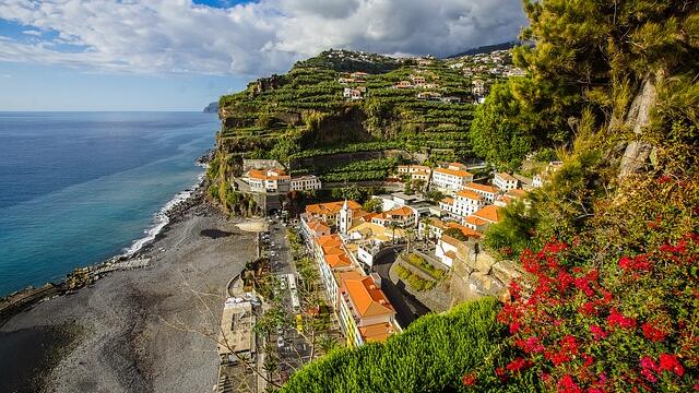 Madeira Island opens for Russian tourists