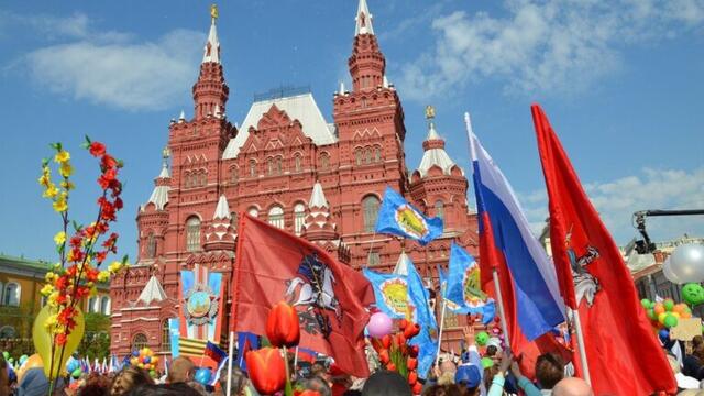 Russians will have long holidays in May 1-10